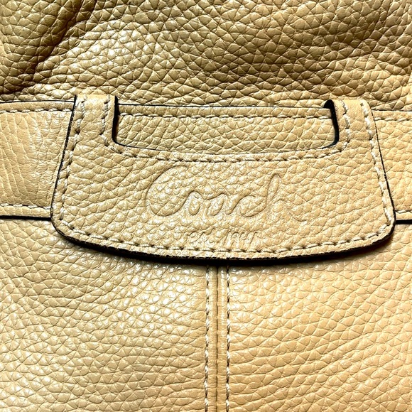 Coach Women’s Cream Pebbled Leather Penelope Ruffled Shouldered Satchel Bag: S-M - Picture 5 of 11